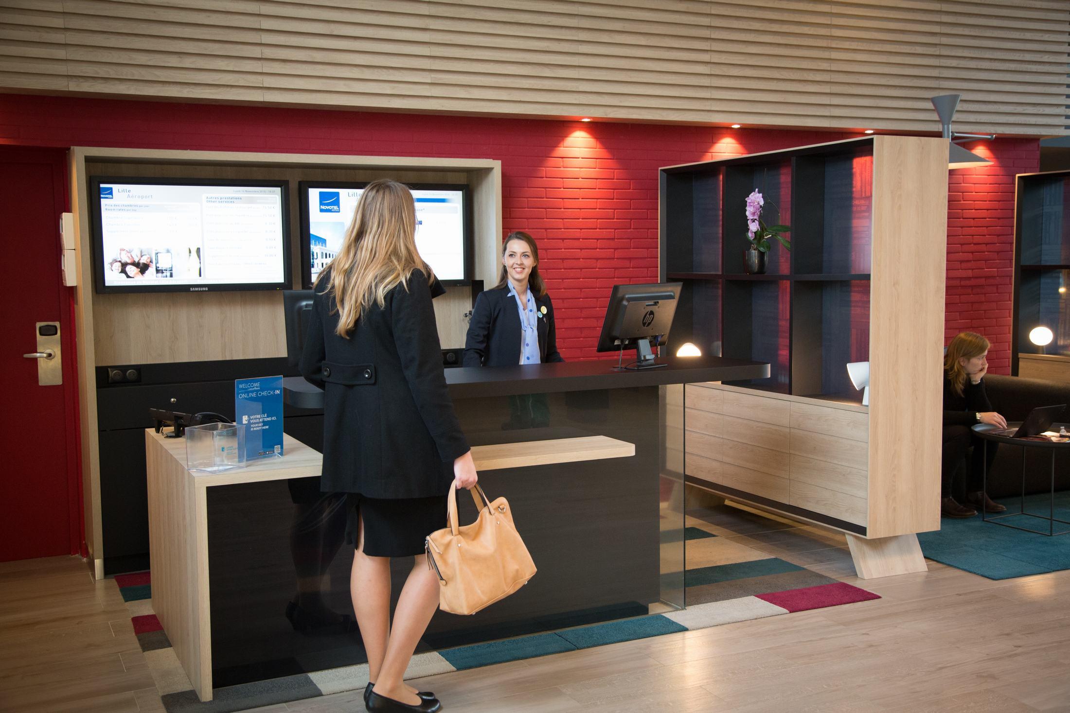 Novotel Lille Aeroport Zewnętrze zdjęcie
